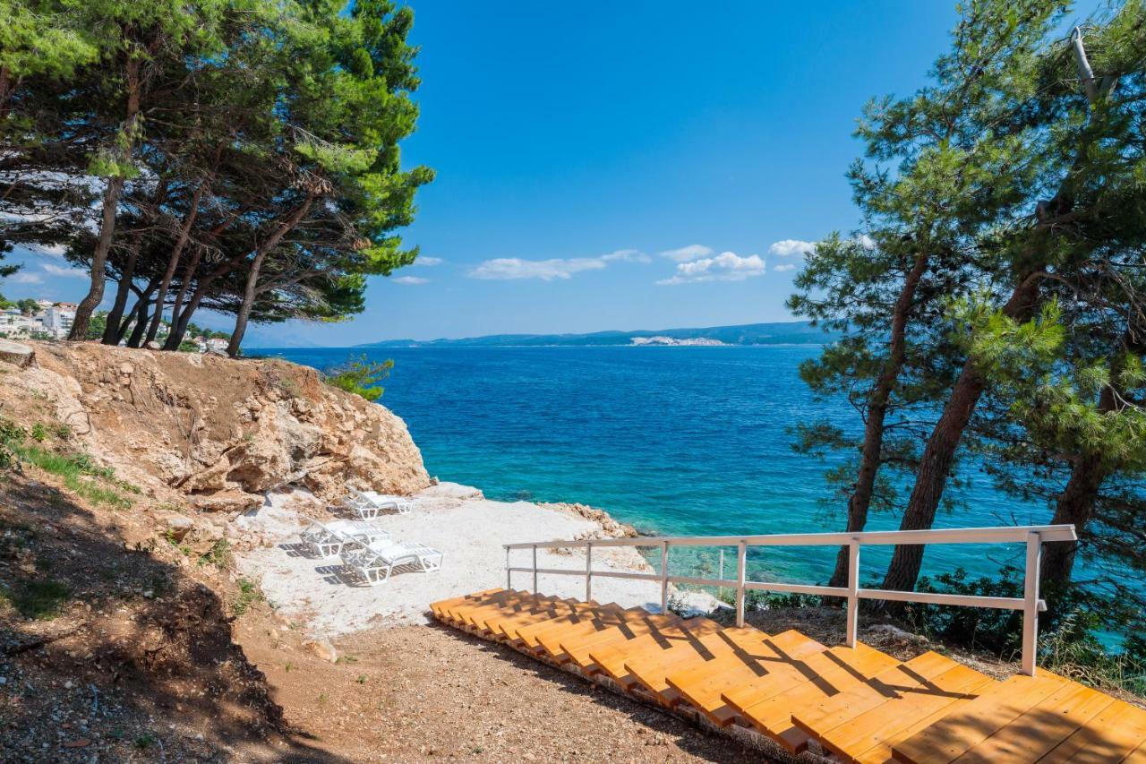 Villa Charlotte Омиш Экстерьер фото