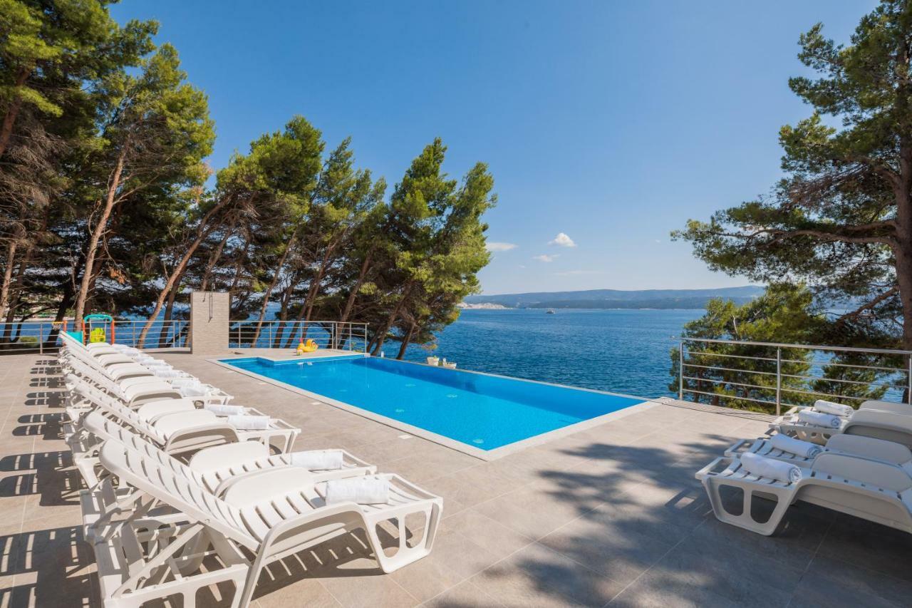 Villa Charlotte Омиш Экстерьер фото